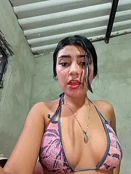 Sweed-virgin-pussy live sex cam