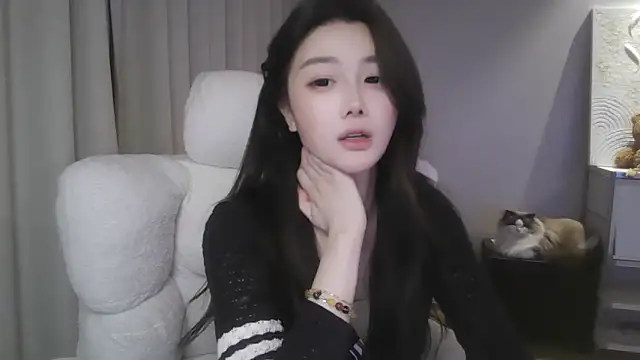 xiaxia-baby_'s cam snapshot