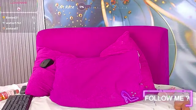 Alma_Violette_cr's cam snapshot