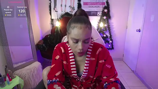 ingrid03_taffur's cam snapshot