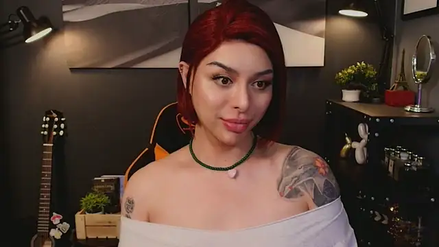 LetisiaRocks live sex cam