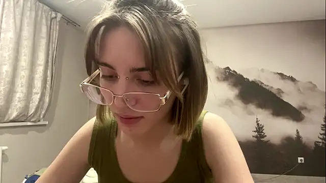 MelaineAytes's cam snapshot