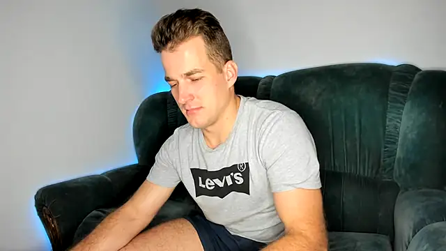 OskarGradient live sex cam