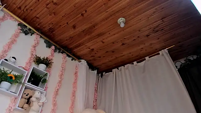 Idara_Rosse's cam snapshot