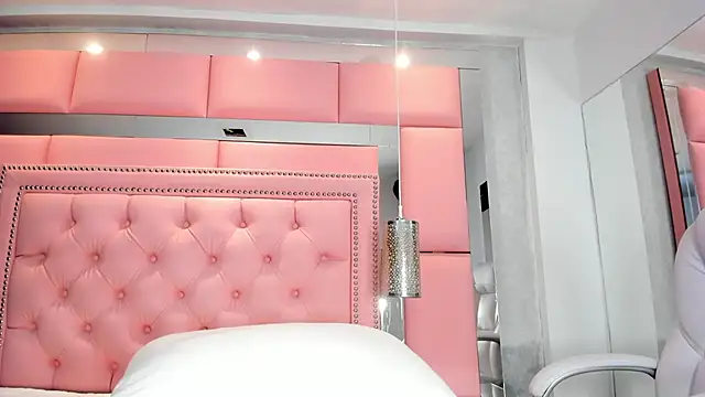 LiliCarterm's cam snapshot