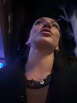 Ninabigtitied live sex cam