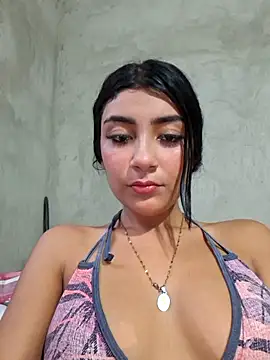 Sweed-virgin-pussy live sex cam