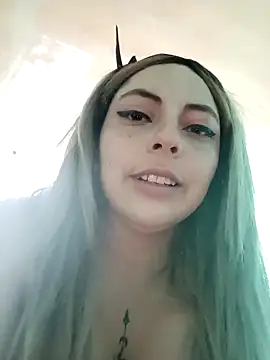 madelaine- live sex cam