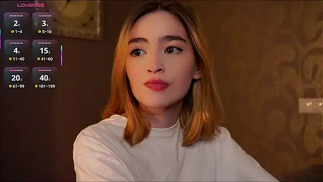 JuIianneDelfino live sex cam