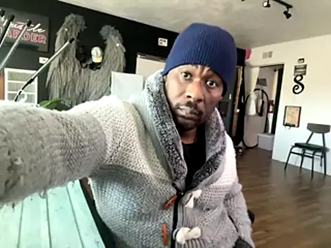 bigshh8 live sex cam