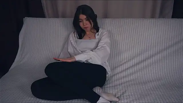 ZulaRattan's cam snapshot