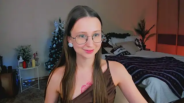 YourLovellyStory's cam snapshot