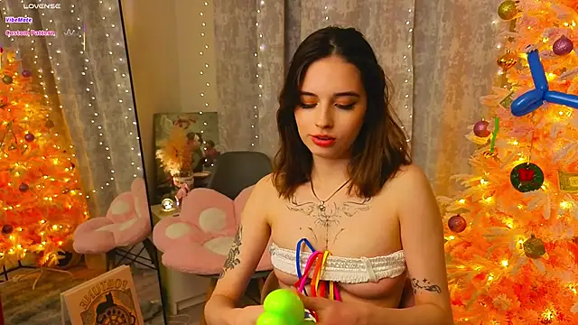 LunaraRada's cam snapshot