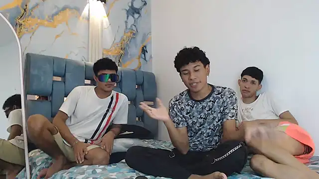 SWEET_RABBIT1 live sex cam