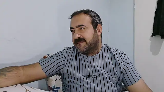 big_snakee live sex cam