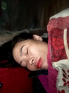 CoMay003's cam snapshot