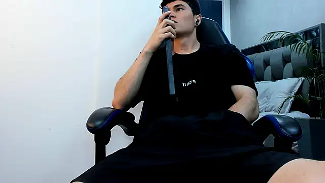 roan_birkin live sex cam