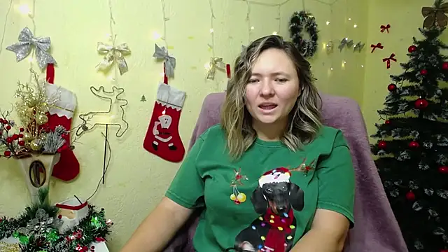 SallyVerda's cam snapshot