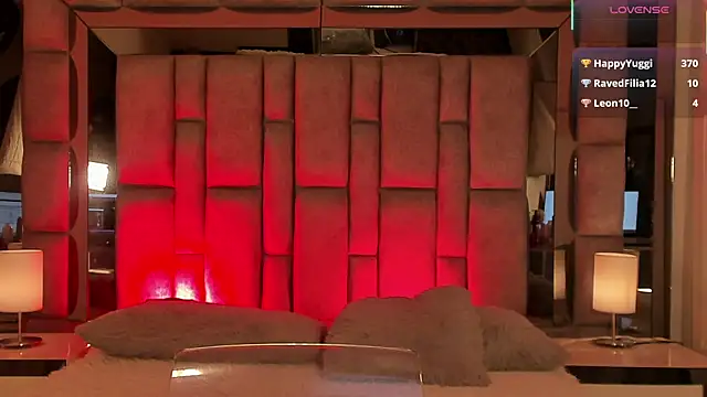 MaddyGray_'s cam snapshot