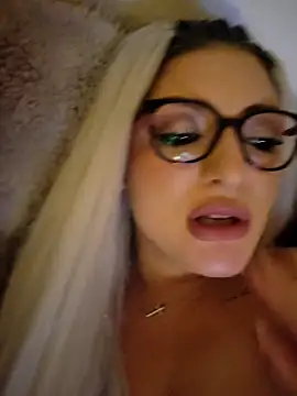 Blondie_Sasha's cam snapshot