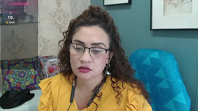 Amelie_Bakerr_'s cam snapshot