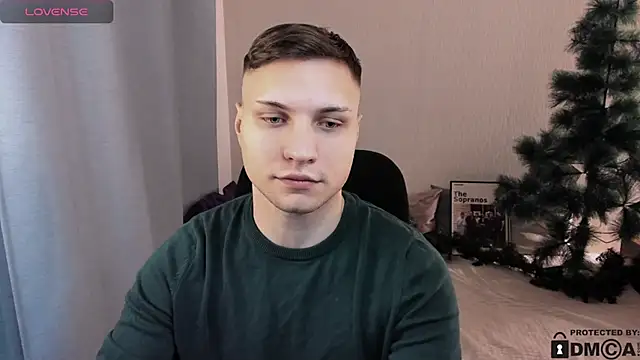 handsome_guy01's cam snapshot