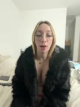 Giuliana_baby's cam snapshot