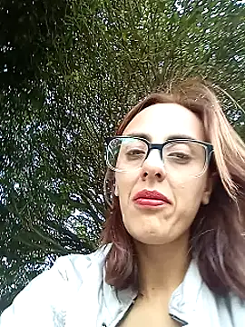 Jade_1-9's cam snapshot