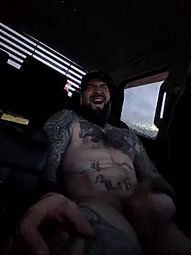 Beardedtattood live sex cam