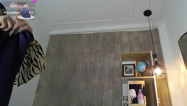 cortney_tayler live sex cam