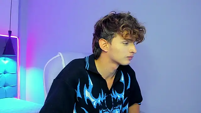 NicolasFerrer18 live sex cam