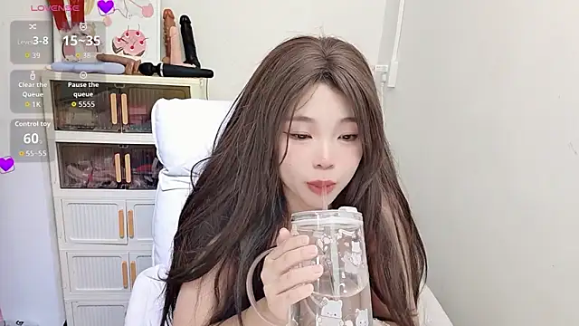 9aunatiis live sex cam