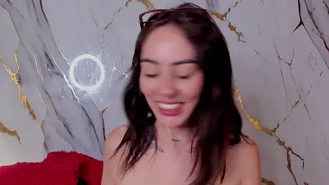 Vennus_gir live sex cam