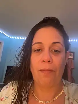 PrettyKittyMia's cam snapshot