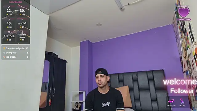 ashtoncooperr live sex cam