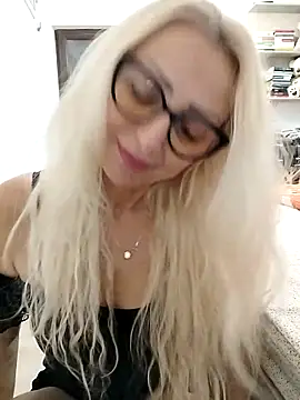 _sexyBLONDE46_ live sex cam