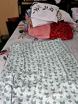 PRIYA_22 live sex cam