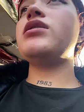 Karina_Leon live sex cam