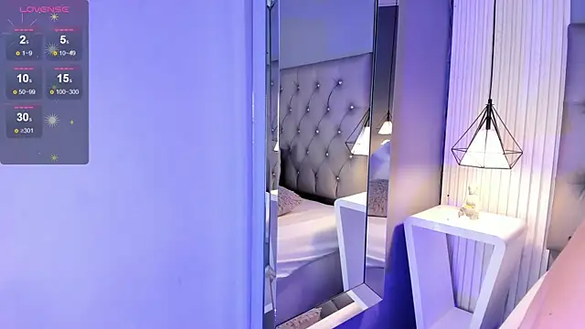 LunaBloomn's cam snapshot