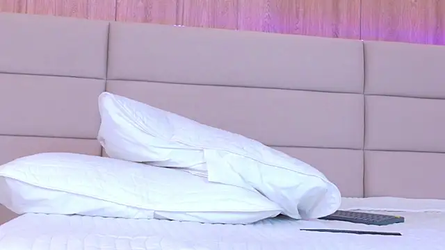 KiokoSen live sex cam