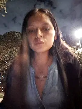 LunaHot_777 live sex cam