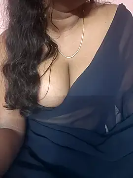 Keerthee_'s cam snapshot