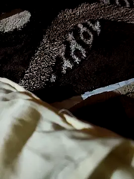 Awadalieid's cam snapshot