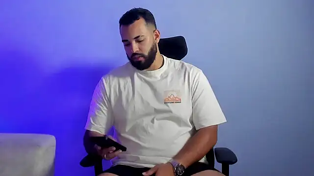 Chris_Varden's cam snapshot