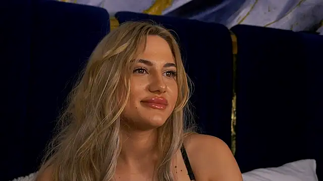 Chloe_GraceeX's cam snapshot