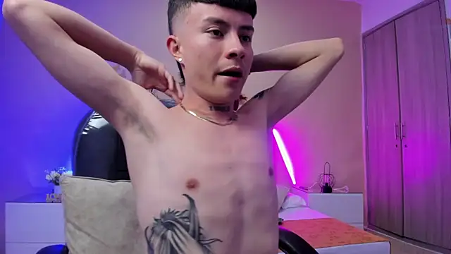 Nascary_Fox's cam snapshot