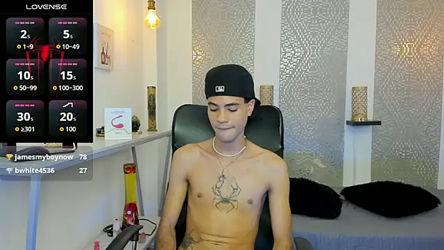 JacobBlackwell_'s cam snapshot