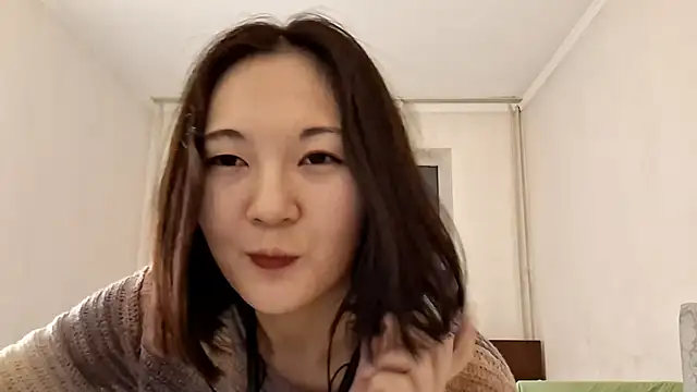 Lyndasilk's cam snapshot