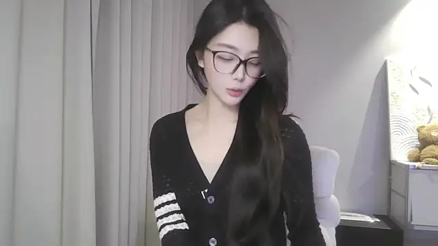 xiaxia-baby_'s cam snapshot