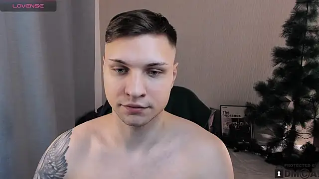 handsome_guy01's cam snapshot